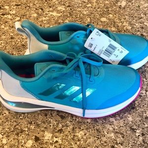 NWT Girls Adidas 5.5